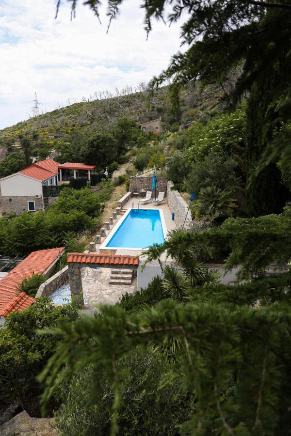 Villa Blanka Zrnovnica Bagian luar foto